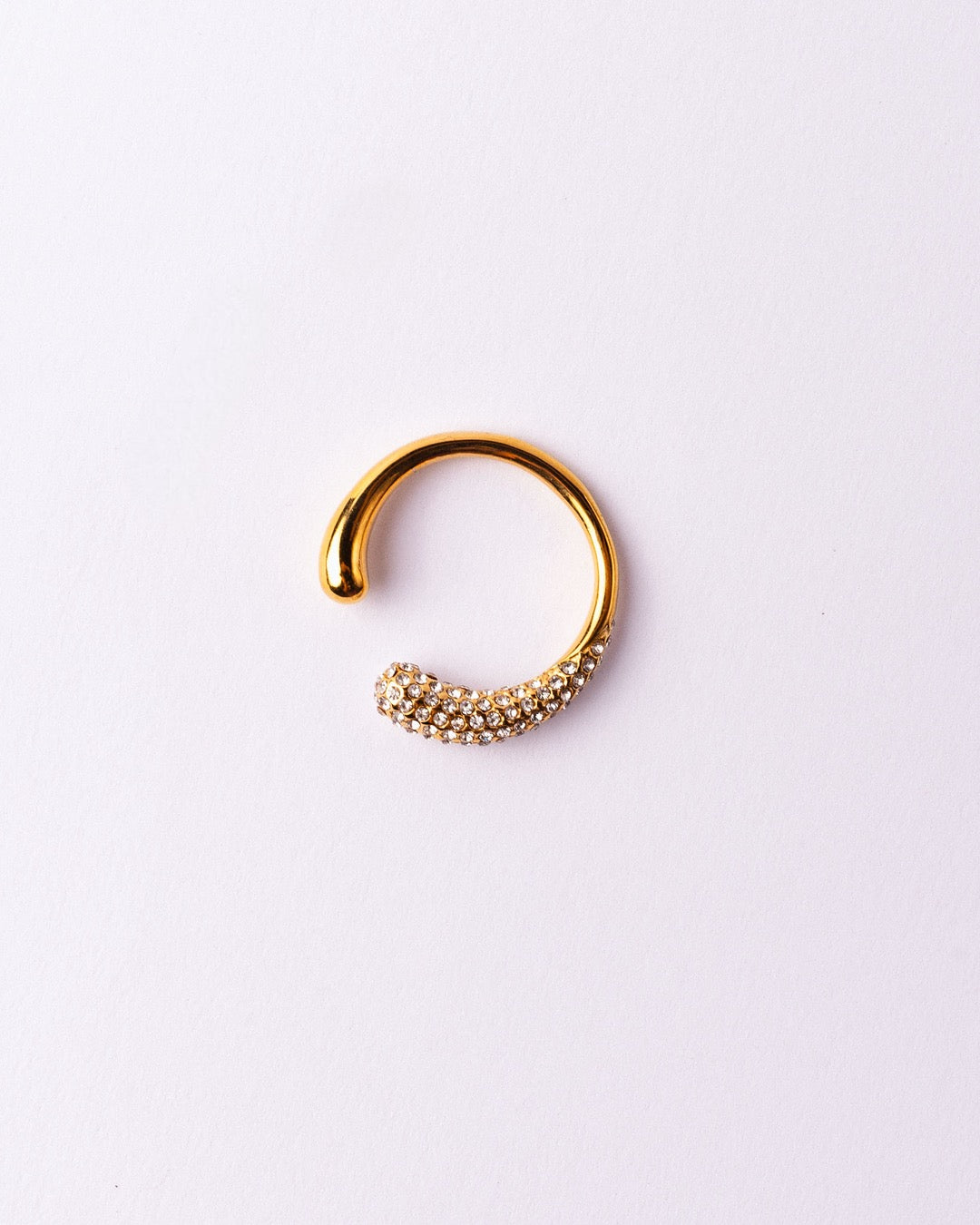 Vista dall’alto dell’Anello Copenaghen dorato Medema gioielli 